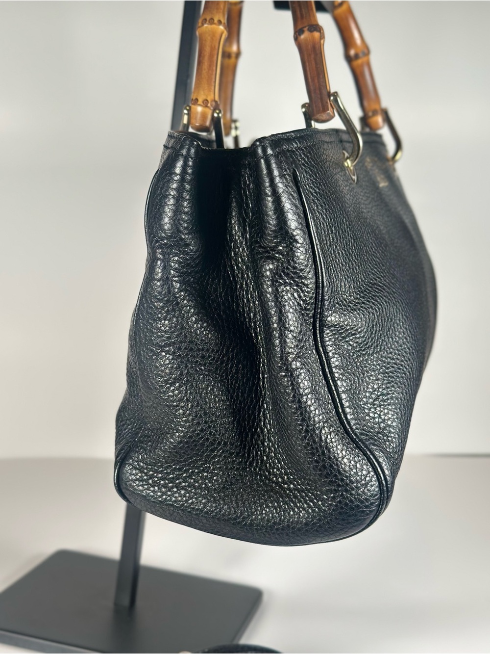 Authentic Gucci Black Leather Shoulder Bag with Bamboo Handles - Picture 5 of 16